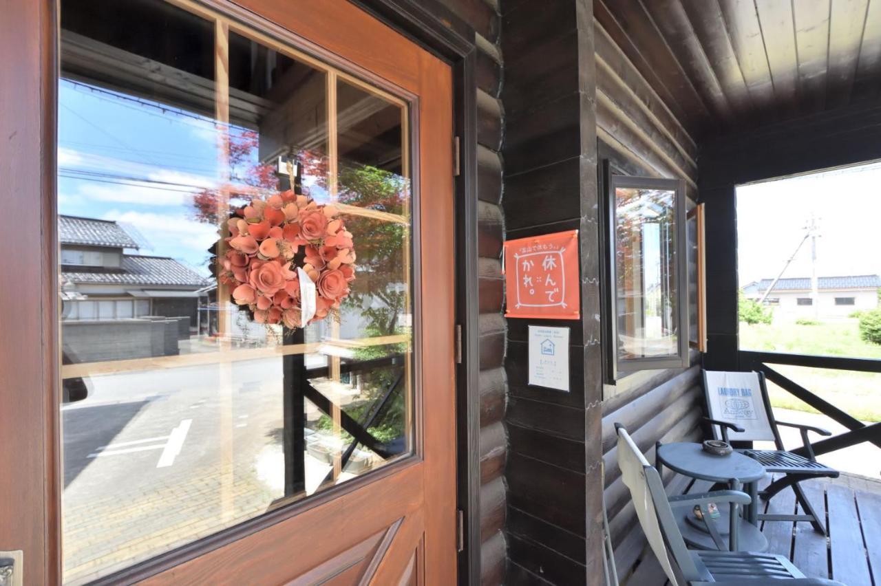 Carrefour Guesthouse カルフール ゲストハウス Toyama Exterior photo